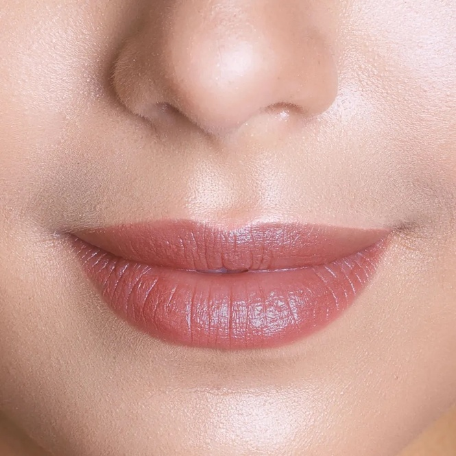 Rouge à lèvres satiné